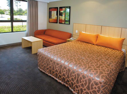 Travelodge Garden City - Accommodation Fremantle 1