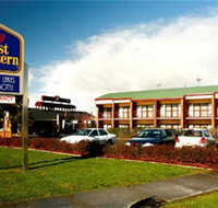 Taylors Lakes Hotel - Accommodation Fremantle