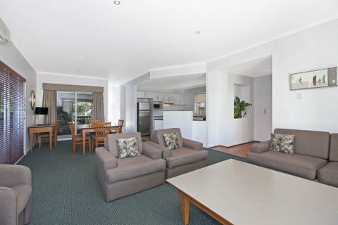 Comfort Inn & Suites Northgate - Accommodation Fremantle 1