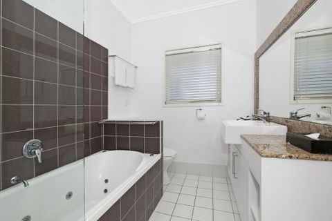 Comfort Inn & Suites Northgate - Accommodation Fremantle 2