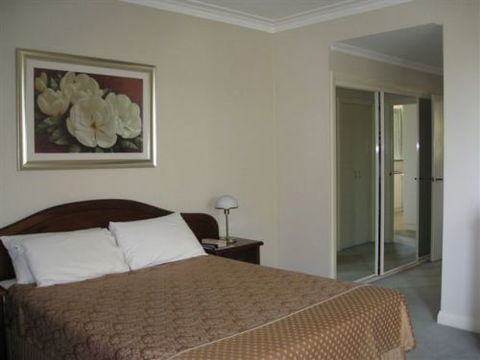 Golden Chain Heritage Motor Inn - Accommodation Fremantle 2