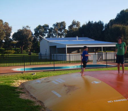Elliston Caravan Park - Accommodation Fremantle 2