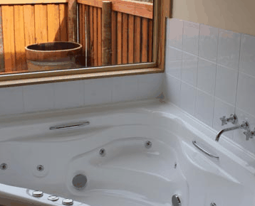 Tullah Lakeside Chalets - Accommodation Fremantle 2