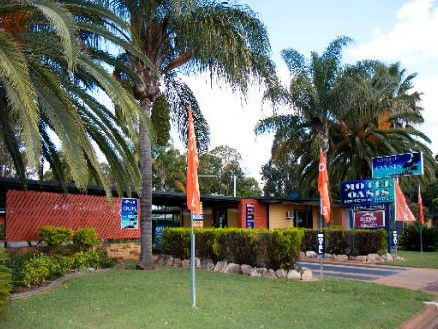 Motel Oasis - Accommodation Fremantle 0