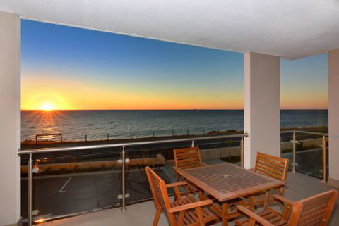 Bunbury Seaview Apartments - Accommodation Fremantle 2