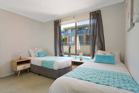 Panoramic Townhouses By Lisa - Accommodation Fremantle 2