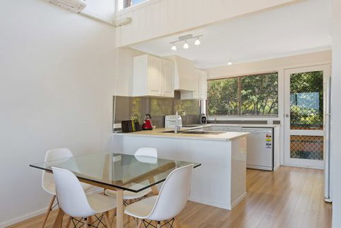 Panoramic Townhouses By Lisa - Accommodation Fremantle 9