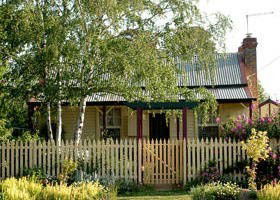 Rossmore Cottage - Accommodation Fremantle 0