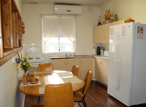Executive Holiday Rental - Accommodation Fremantle 2