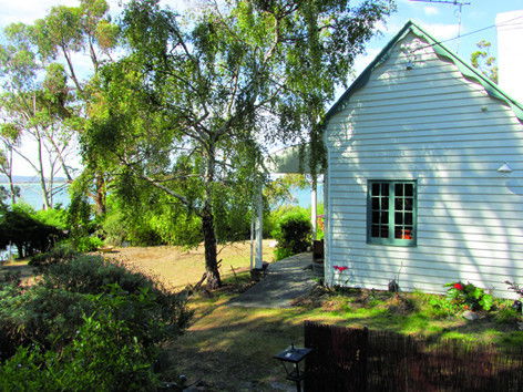 VARUNA - Accommodation Fremantle 6