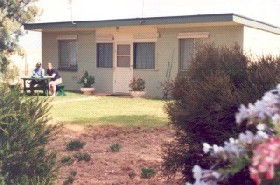 Oaklands Cottage - Accommodation Fremantle 0