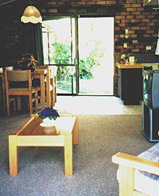 Falls Forest Retreat - Accommodation Fremantle 0