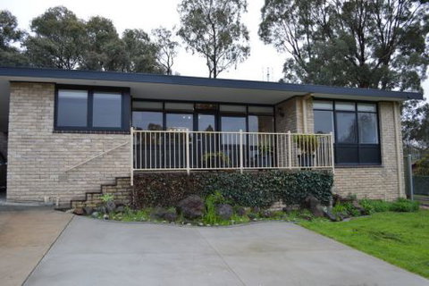 Burns View Bendigo Accommodation - Accommodation Fremantle 1