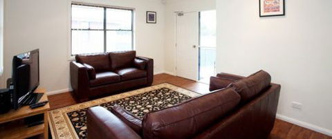 Executive Oasis Narribri Serviced Apartments - Accommodation Fremantle 0