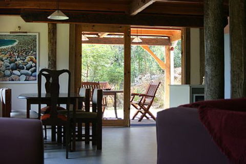 102a Bermagui - Accommodation Fremantle 6