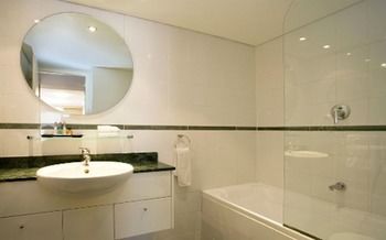 Adina Apartment Hotel Coogee - Accommodation Fremantle 3