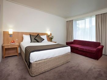 Mercure North Melbourne - Accommodation Fremantle 2