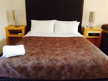 Sandown Regency - Accommodation Fremantle 2