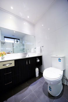 Sandown Regency - Accommodation Fremantle 5