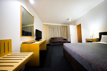 Sandown Regency - Accommodation Fremantle 15