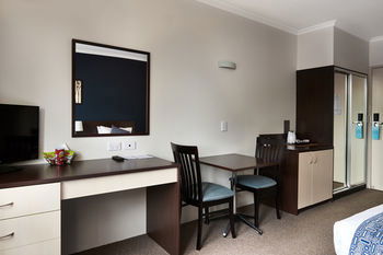 175 (formerly Wesley Lodge) - Accommodation Fremantle 5