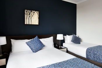 175 (formerly Wesley Lodge) - Accommodation Fremantle 8