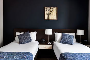 175 (formerly Wesley Lodge) - Accommodation Fremantle 10