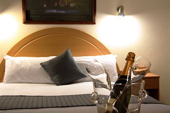 Best Western Mill Park Motel - Accommodation Fremantle 1