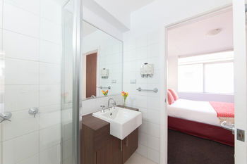 Easystay Apartments Raglan Street - Accommodation Fremantle 2