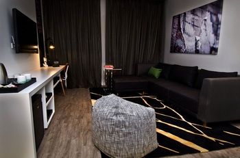 Ovolo Laneways - Accommodation Fremantle 23