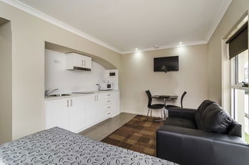 Parkville Place - Accommodation Fremantle 19