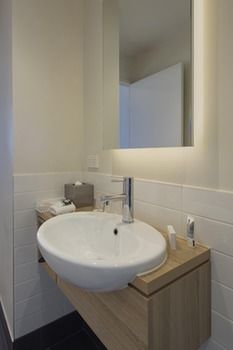 Mercure Melbourne Therry Street - Accommodation Fremantle 11