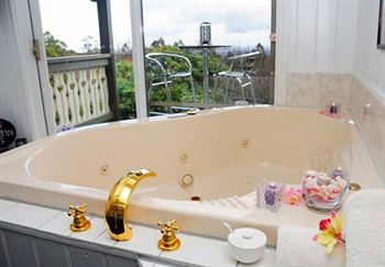 Annie Roe's Luxury Bed & Breakfast - Accommodation Fremantle 7