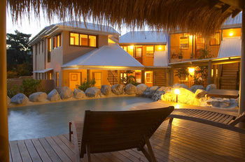 L'Auberge Noosa - Accommodation Fremantle 0