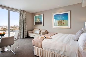 Art Series - The Olsen - Accommodation Fremantle 7