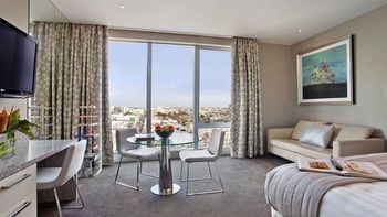 Art Series - The Olsen - Accommodation Fremantle 37