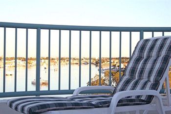 Excellsior - Accommodation Fremantle 8