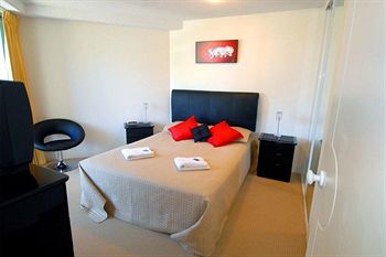 Excellsior - Accommodation Fremantle 13