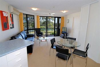 Excellsior - Accommodation Fremantle 22