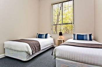 Ryals Serviced Apartments Camperdown - Accommodation Fremantle 20