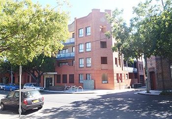 Ryals Serviced Apartments Camperdown - Accommodation Fremantle 0