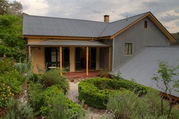 Tizzana Winery Bed & Breakfast - Accommodation Fremantle 6