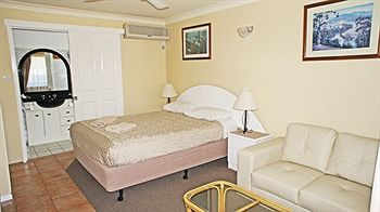 Caloundra City Centre Motel - Accommodation Fremantle 6