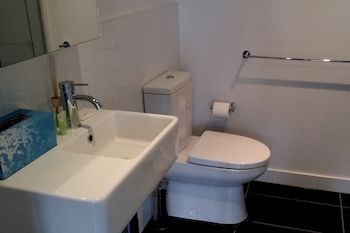Aura On Flinders Serviced Apartments - Accommodation Fremantle 31