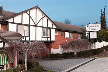 Elizabethan Lodge - Accommodation Fremantle 9