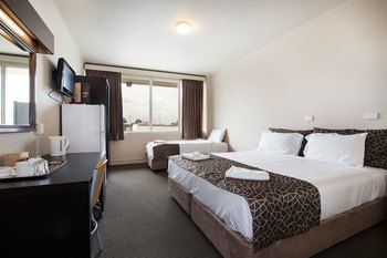 Meadow Inn Hotel-Motel - Accommodation Fremantle 8