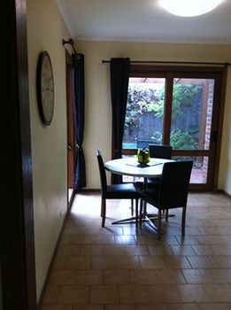 Australian Home Away @ Doncaster Elgar - Accommodation Fremantle 6