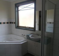 Australian Home Away  Box Hill 32 - Accommodation Fremantle