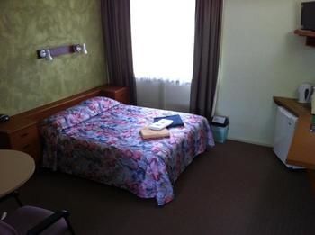 Bushmans Retreat Motor Inn - Accommodation Fremantle 11