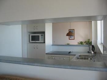 Estoril On Moffat - Accommodation Fremantle 5